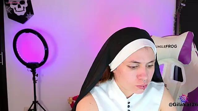 GilaKat online show from October 28, 2025, 3:43 am