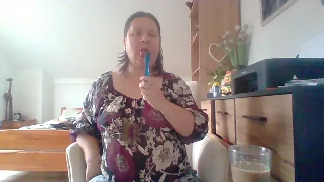 ReifeVenna online show from September 11, 2025, 10:04 am