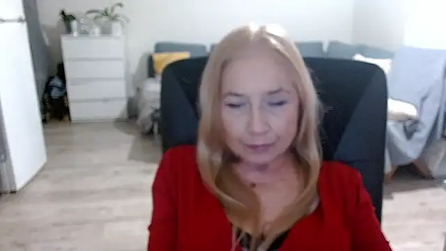 sofia xkiss online show from January 8, 2025, 7:55 am