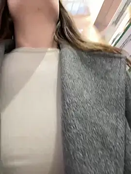 justmila online show from December 13, 2024, 1:33 pm