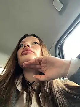 justmila online show from December 17, 2024, 11:17 am