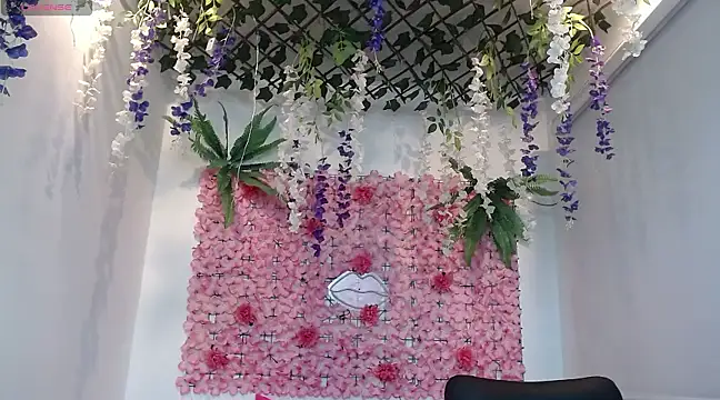 BLONDE SEXYHOT online show from January 26, 2025, 12:16 am