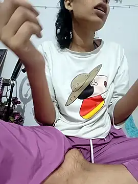 Snapshot of catreena chatting on September 18, 2025, 6:54 pm catreena online show from September 18, 2025, 6:54 pm