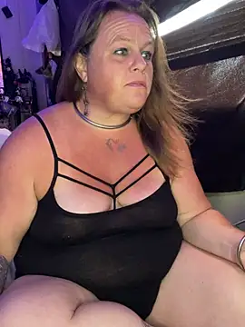 HeatherLynn online show from July 4, 2026, 2:56 pm
