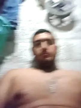 Snapshot of Monche1909 chatting on December 5, 2025, 12:52 am Monche1909 online show from December 5, 2025, 12:52 am