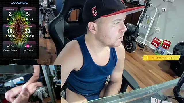 Snapshot of aaron_s_x chatting on January 11, 2026, 9:42 pm aaron s x online show from January 11, 2026, 9:42 pm