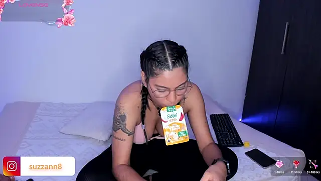 AnneteLynch online show from February 25, 2026, 11:36 pm