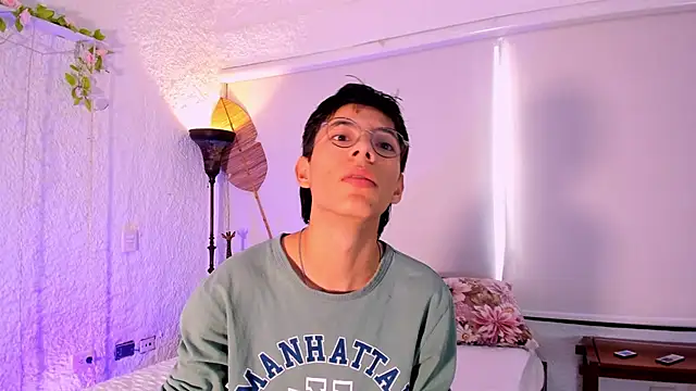 alexandersawyer online show from January 16, 2025, 12:31 pm