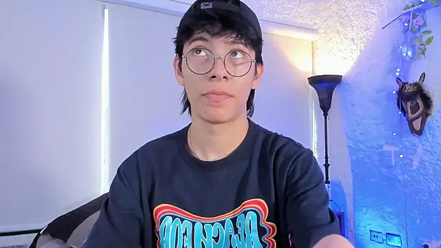 alexandersawyer online show from February 12, 2025, 12:12 pm