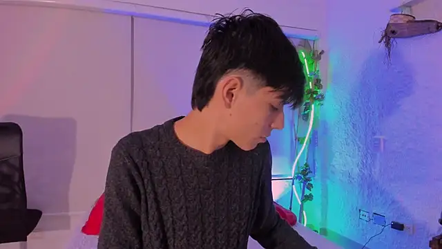 alexandersawyer online show from October 25, 2025, 4:31 am