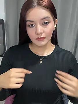 Melanyprada online show from March 18, 2026, 6:05 am