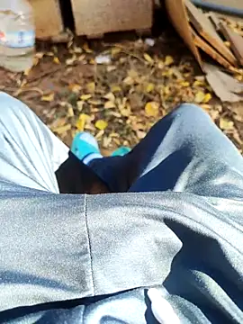 Rdm b online show from November 9, 2025, 9:40 am