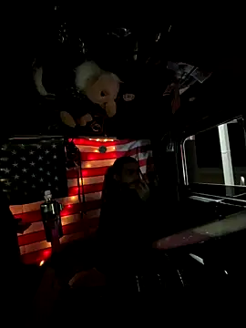 XMeF10 online show from November 21, 2025, 7:51 am