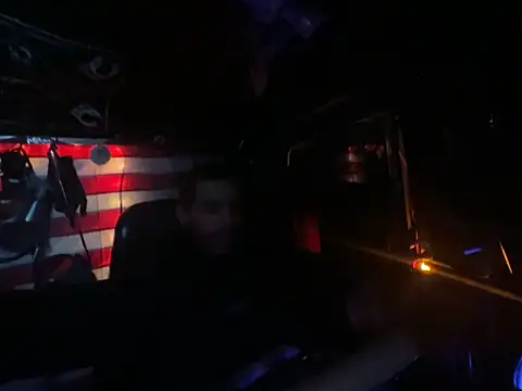 XMeF10 online show from December 5, 2025, 2:53 am