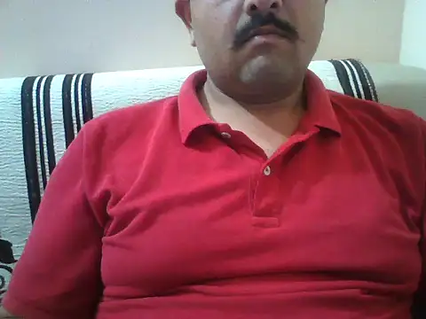 Akhil3290 online show from April 6, 2026, 5:36 pm