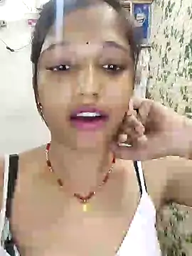 Snapshot of Dirty_couple_11 chatting on December 9, 2024, 9:06 am Dirty couple 11 online show from December 9, 2024, 9:06 am