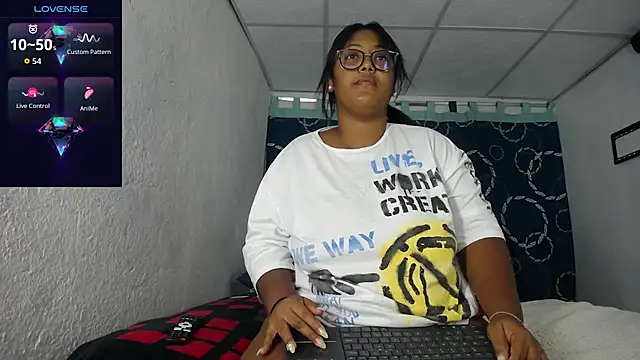 Snapshot of miajoseph_ chatting on May 5, 2026, 3:03 am miajoseph online show from May 5, 2026, 3:03 am