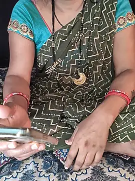 Snapshot of Shivani_Mumbai85 chatting on July 6, 2026, 5:04 pm Shivani Mumbai85 online show from July 6, 2026, 5:04 pm