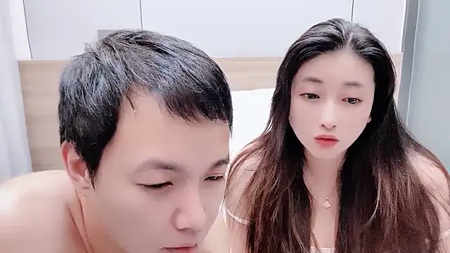 Snapshot of Lulu-y chatting on January 3, 2025, 5:20 pm Lulu-y online show from January 3, 2025, 5:20 pm