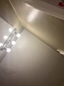 Snapshot of DestinyThickems89 chatting on February 2, 2026, 1:32 pm DestinyThickems89 online show from February 2, 2026, 1:32 pm