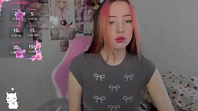 SweetieMollyy online show from March 17, 2025, 7:35 am