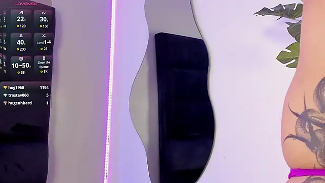 kenayfox online show from March 14, 2025, 10:50 am