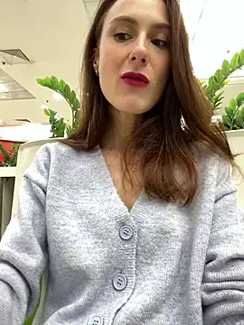 Snapshot of Dina_Tease chatting on January 13, 2025, 9:19 am Dina Tease online show from January 13, 2025, 9:19 am