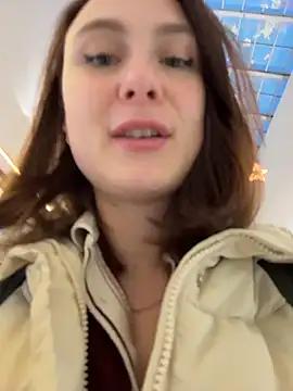 Dina Tease online show from December 2, 2025, 1:05 pm