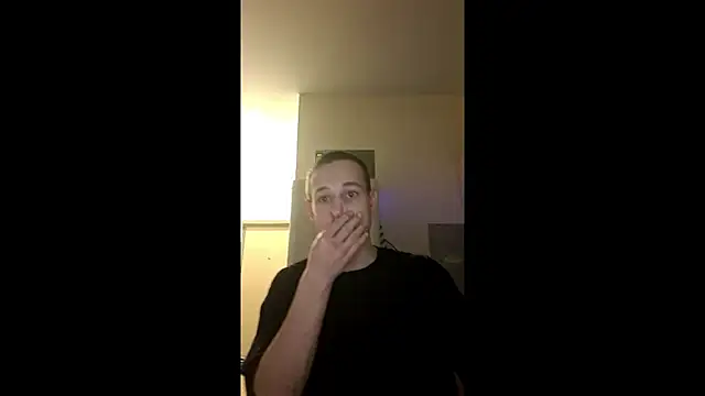 Snapshot of pretty_roman chatting on March 12, 2026, 5:30 pm pretty roman online show from March 12, 2026, 5:30 pm