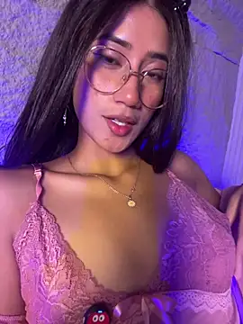 KaitlynLoveCam online show from May 25, 2026, 10:49 pm