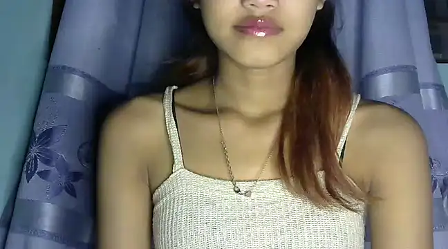 Snapshot of jassi-just18 chatting on December 17, 2024, 5:15 pm jassi-just18 online show from December 17, 2024, 5:15 pm