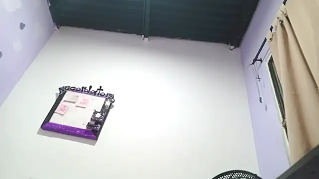 PetiteIvoryQueen19 online show from December 27, 2024, 4:15 am