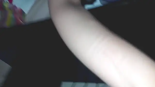 PetiteIvoryQueen19 online show from February 9, 2025, 5:08 am