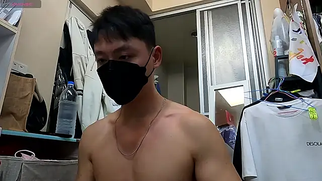 Snapshot of frnk30151 chatting on December 23, 2024, 1:56 pm frnk30151 online show from December 23, 2024, 1:56 pm