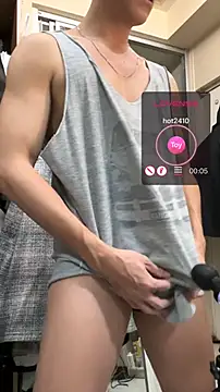 Snapshot of frnk30151 chatting on January 20, 2025, 2:57 pm frnk30151 online show from January 20, 2025, 2:57 pm