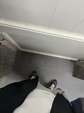 Snapshot of frnk30151 chatting on March 13, 2026, 4:02 pm frnk30151 online show from March 13, 2026, 4:02 pm