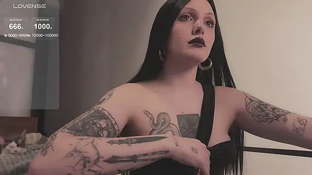 vinylstore online show from January 17, 2025, 7:05 pm