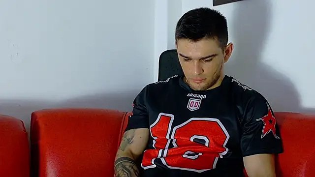 Snapshot of Sexy_Alejandro_ chatting on February 24, 2026, 11:52 am Sexy Alejandro online show from February 24, 2026, 11:52 am