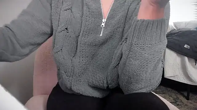 Snapshot of bigb00tyjudyyX chatting on October 18, 2025, 2:51 pm bigb00tyjudyyX online show from October 18, 2025, 2:51 pm