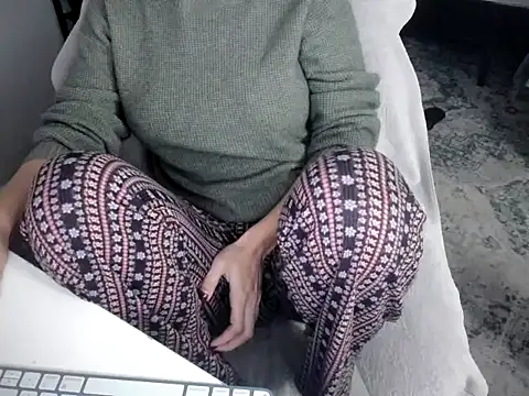 Snapshot of bigb00tyjudyyX chatting on November 22, 2025, 1:54 pm bigb00tyjudyyX online show from November 22, 2025, 1:54 pm