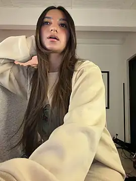 aly golden  online show from May 9, 2026, 10:26 pm