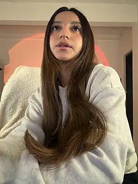 aly golden  online show from May 13, 2026, 8:55 am