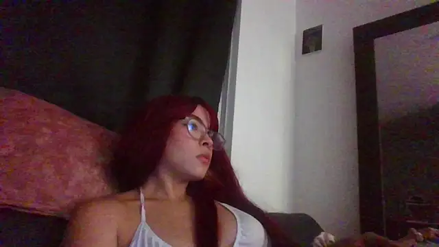 Snapshot of Kiri_Cutee chatting on March 2, 2025, 1:58 am Kiri Cutee online show from March 2, 2025, 1:58 am