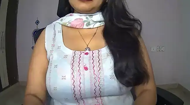 Swetaa  online show from February 23, 2025, 3:45 am