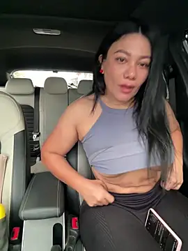 Snapshot of Abril10_ chatting on February 7, 2026, 5:27 pm Abril10 online show from February 7, 2026, 5:27 pm