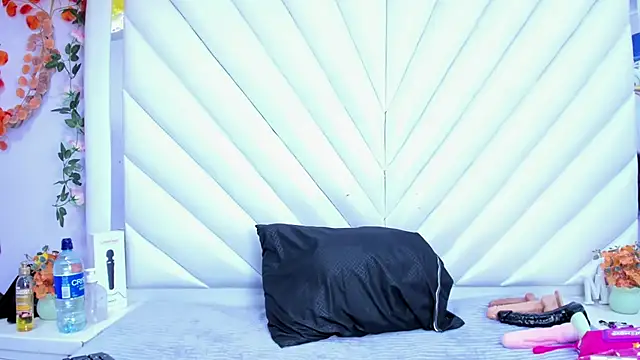 Snapshot of SalmaSantos chatting on March 1, 2026, 2:46 am SalmaSantos online show from March 1, 2026, 2:46 am