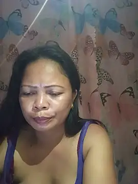 880HOT online show from July 7, 2026, 6:47 am