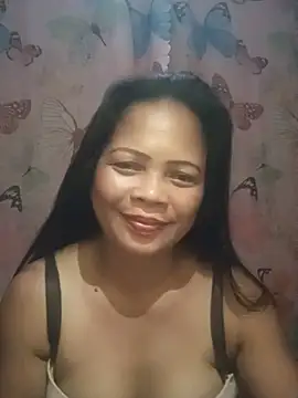 880HOT online show from July 16, 2026, 6:19 am