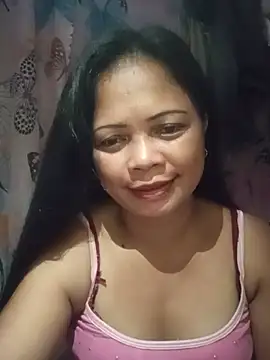 880HOT online show from July 19, 2026, 2:37 am
