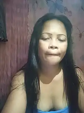 880HOT online show from July 22, 2026, 2:25 am